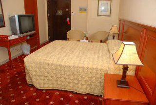 London Crown 2 Hotel Apartments Dubai Bagian luar foto